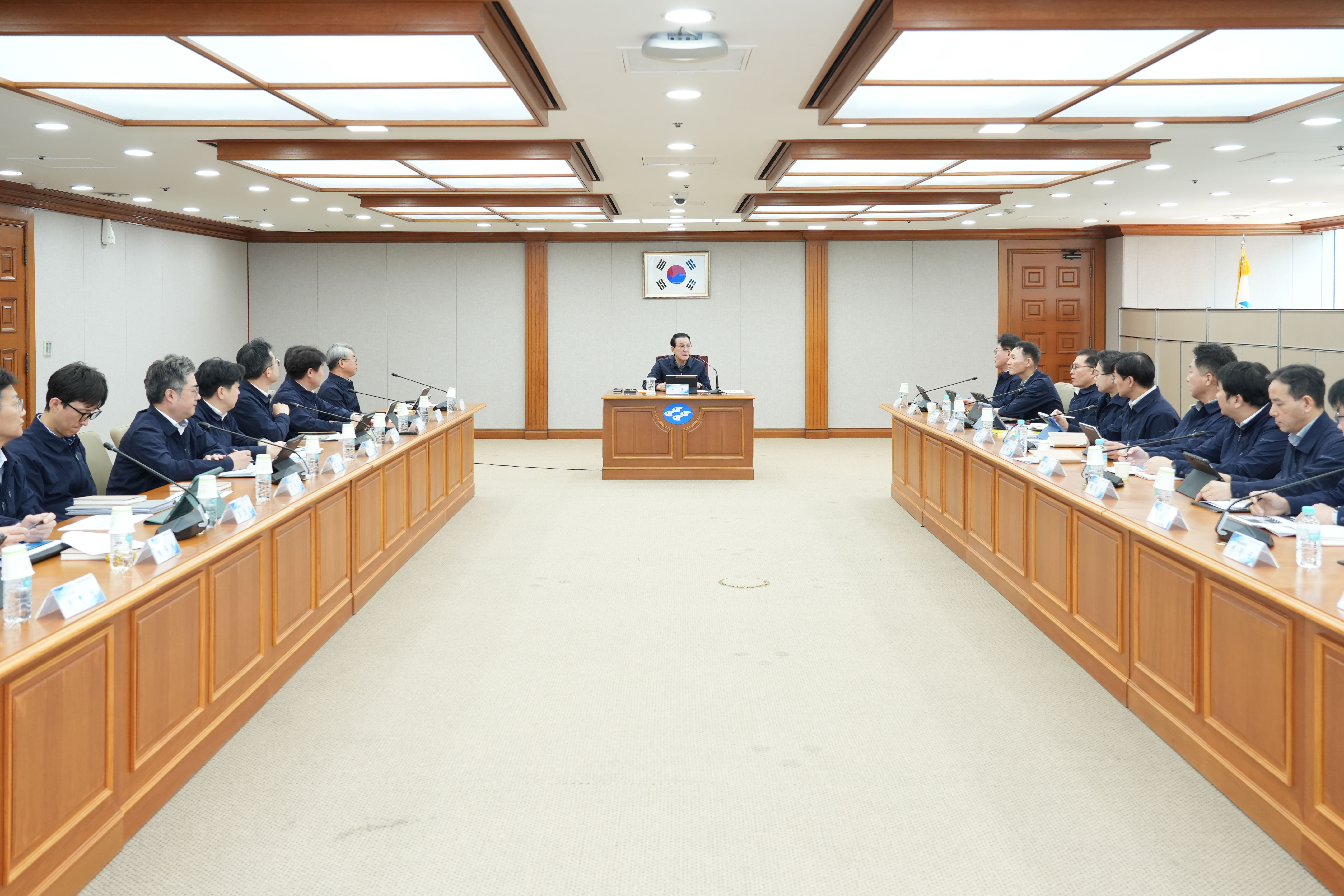 20260402 중동전쟁 비상대응 대책반 회의 (1).jpg 첨부 이미지